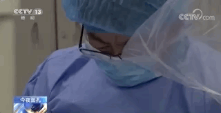 手术中主刀医生突发心梗，生死关头他选择……