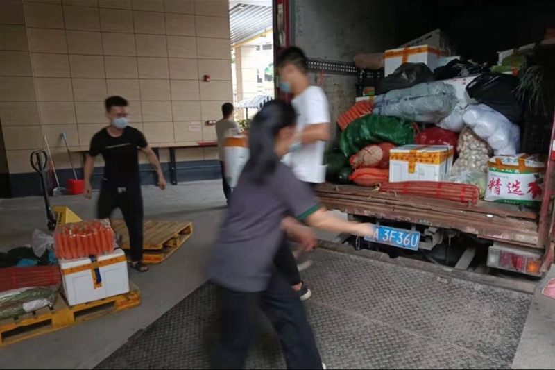 武汉人供货荔湾,凌晨2点盘货、消毒:终于有机会报答广州了